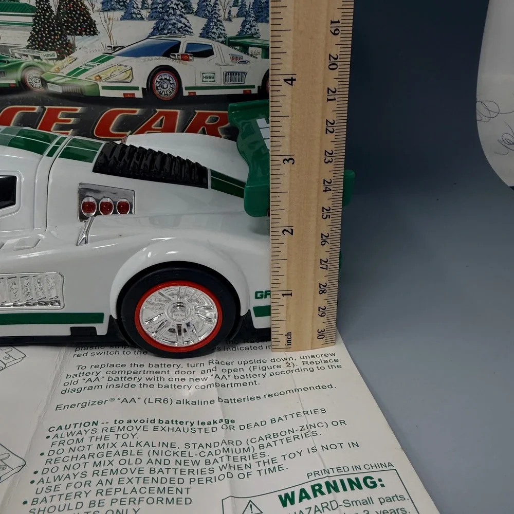 Hess 2009 Race Car and Racer Toy‎ Set Green White Flashing Lights Sounds Motor